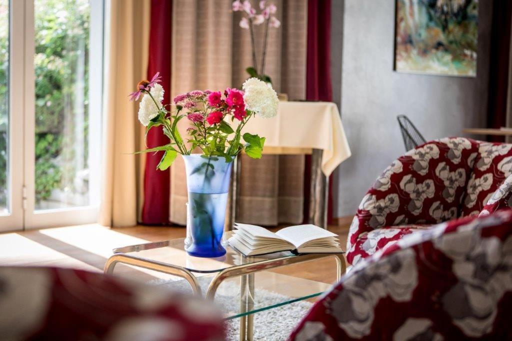וילאך Das Moser - Hotel Garni Am See (Adults Only) מראה חיצוני תמונה